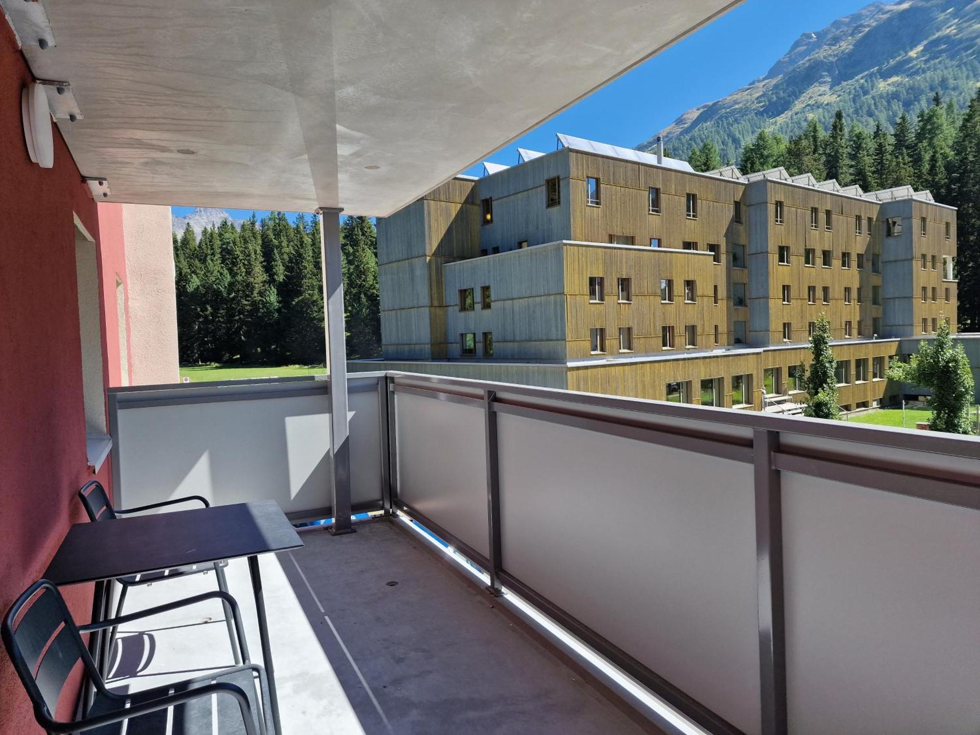 Apartments Flora - Sunflower St. Moritz Luaran gambar