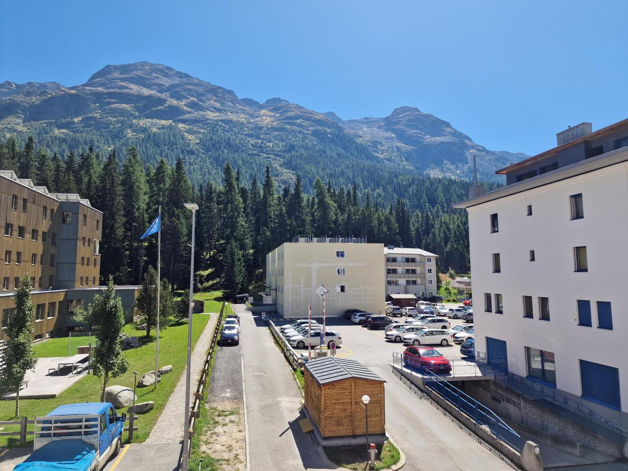 Apartments Flora - Sunflower St. Moritz Luaran gambar